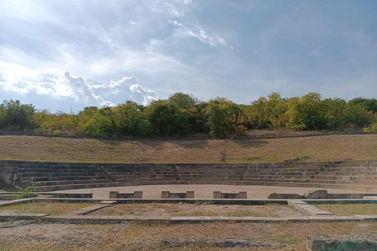 Νάουσα: Όπερα στο αρχαίο θέατρο Μίεζας