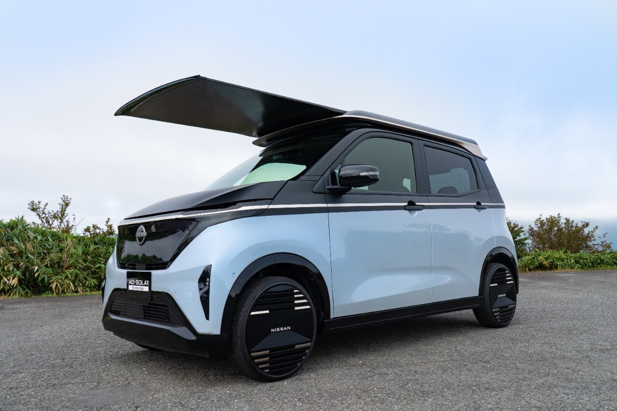 Στην ηλιακή ενέργεια στρέφεται η Nissan με το Sakura και το καινοτόμο «Ao-Solar Extender»