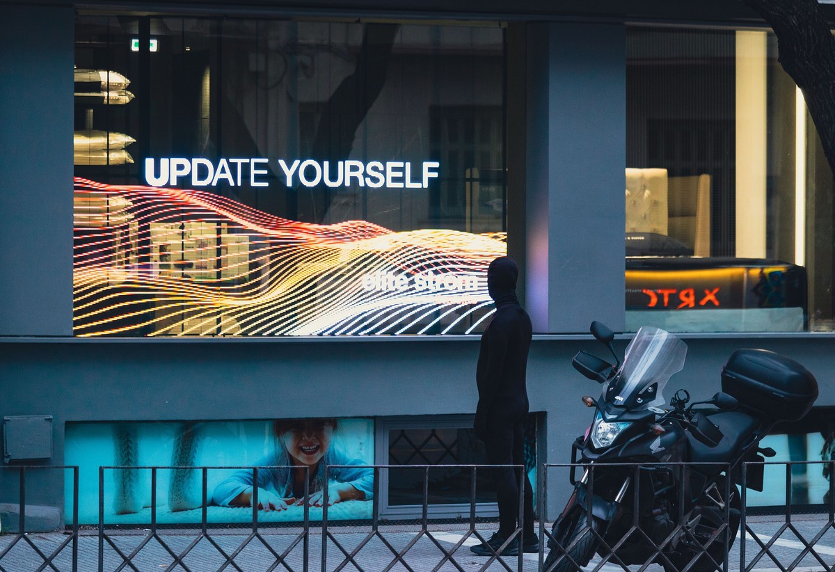 Tempo: Μία «Performance στον Δημόσιο Χώρο» – Η εξουσία είναι δύναμη ή ευθύνη; (ΦΩΤΟ)