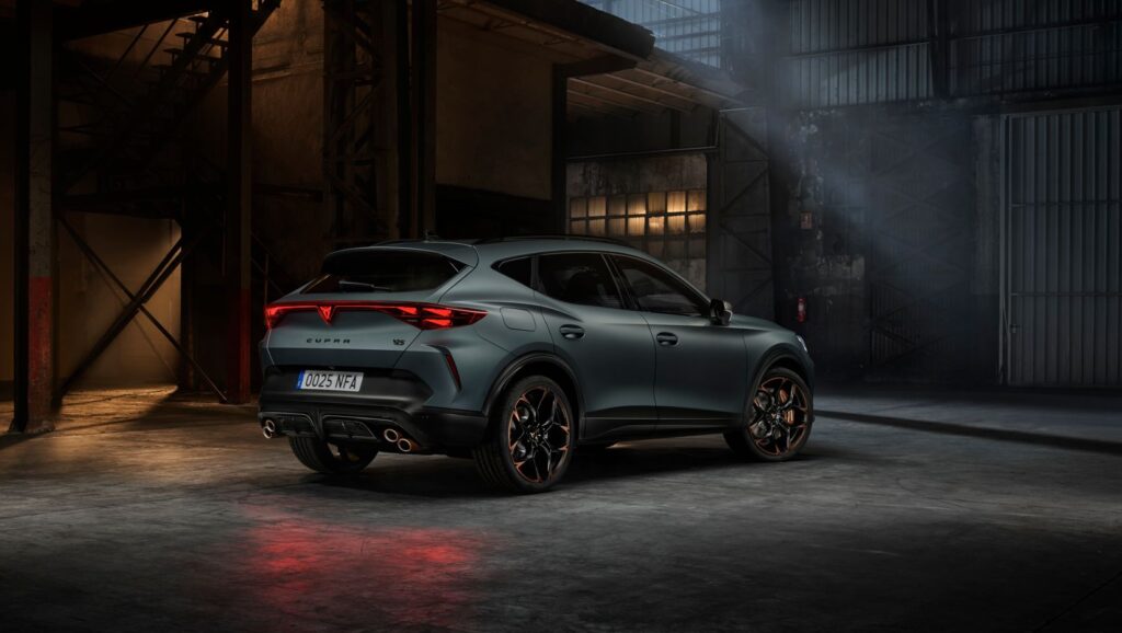 Ακόμα πιο sportive το 5 κύλινδρο CUPRA Formentor VZ5