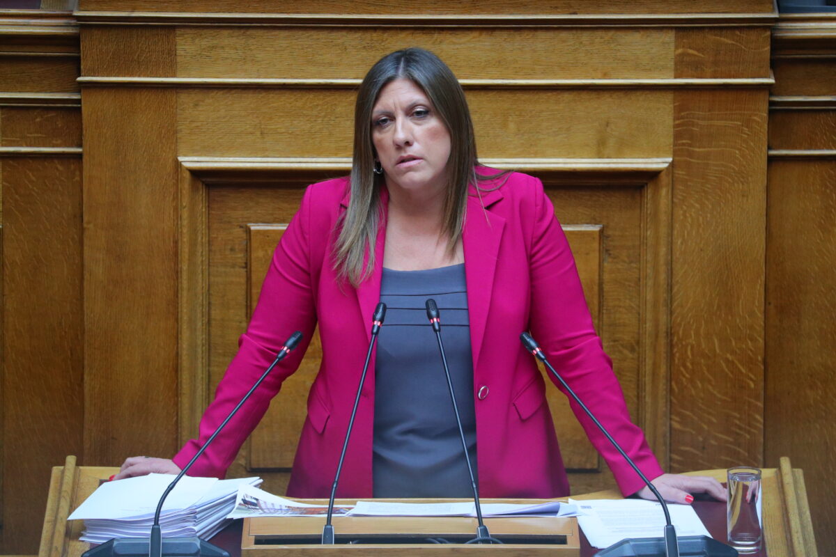 Ψηφίστηκε η άρση ασυλίας της Κωνσταντοπούλου