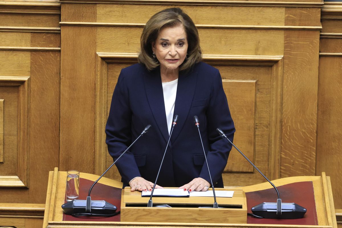 Ντ. Μπακογιάννη : Ο Τσίπρας θέλει να κάνει αρχηγικό κόμμα, μπούχτισε