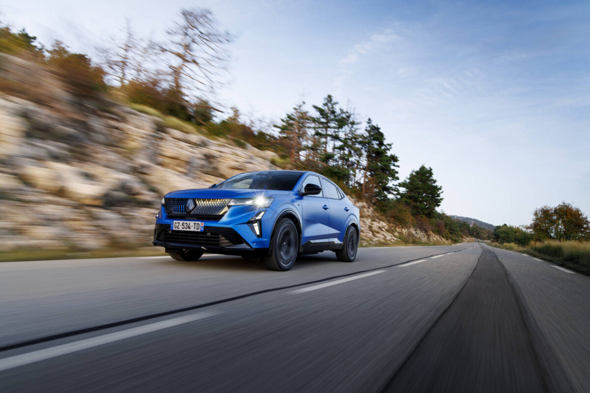 Πάτησε Ελλάδα το Renault Rafale Hyper Hybrid E-Tech 4×4 300 hp