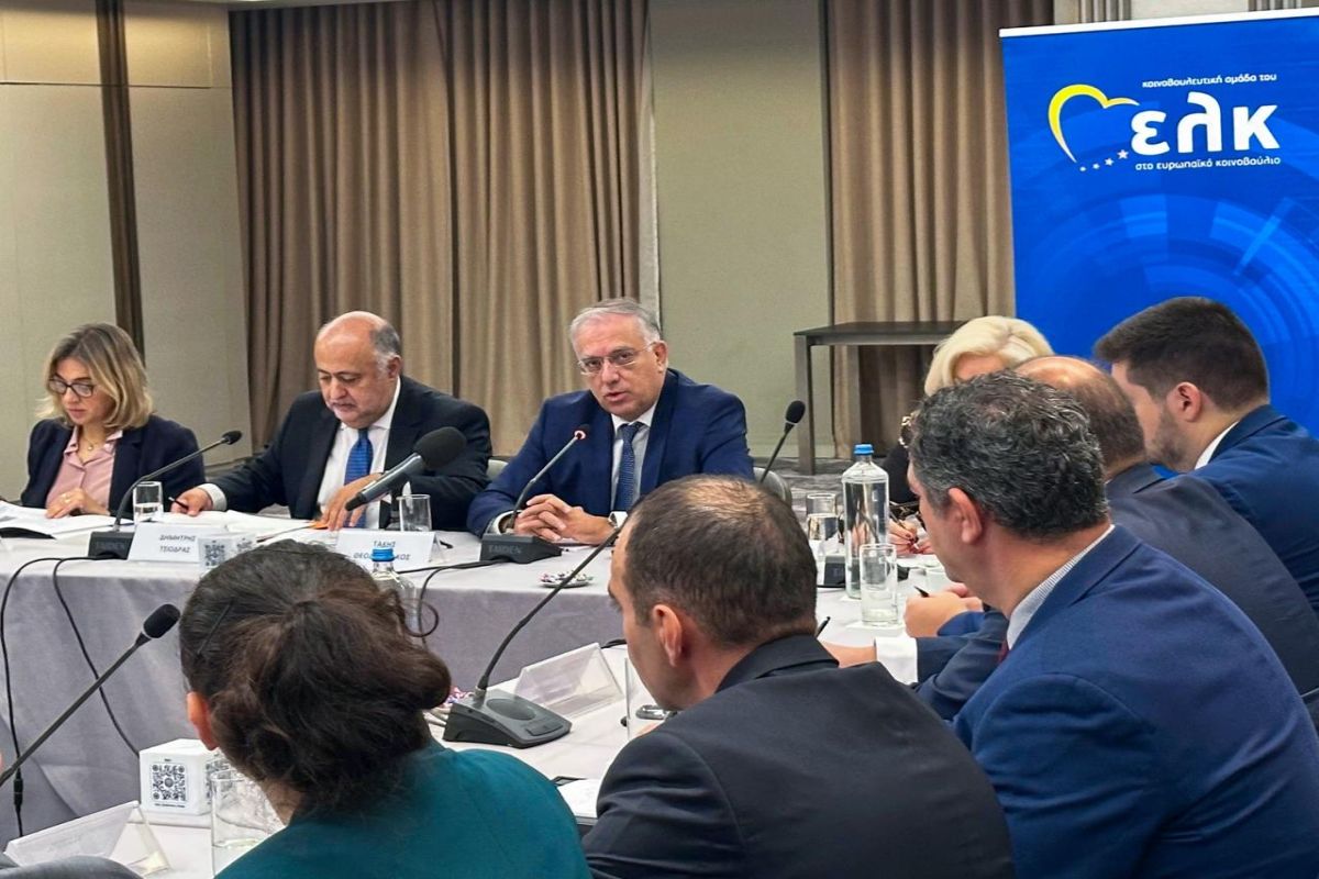 Θεοδωρικάκος: «Μεταρρυθμίσεις στην αγορά για υγιή ανταγωνισμό και κοινωνική συνοχή»