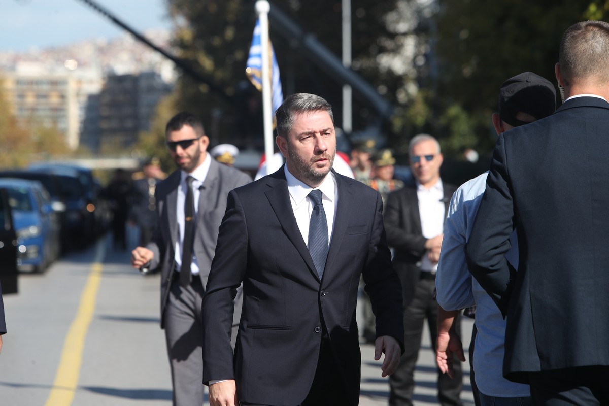Ανδρουλάκης: Η 28η Οκτωβρίου είναι ημέρα μνήμης και εθνικής υπερηφάνειας για όλους τους Έλληνες