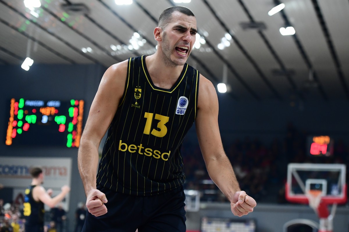 GBL: Κέρδισε τον Πανιώνιο και πήρε… ανάσα ο Άρης