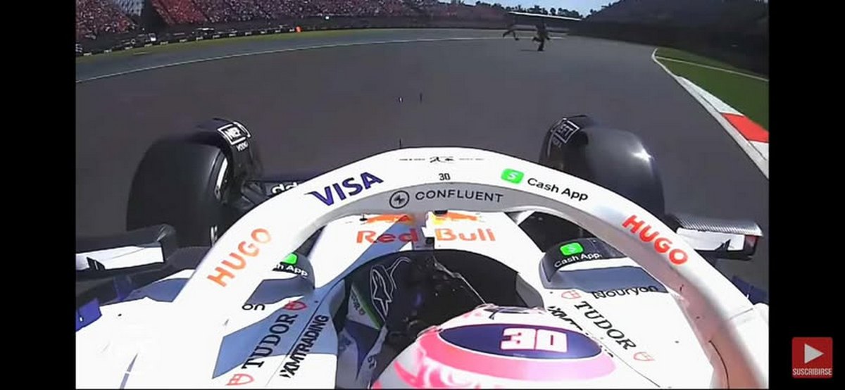 F1: Παραλίγο τραγωδία στο Μεξικό – Η σοκαριστική στιγμή δύο κριτών μέσα στην πίστα (VIDEO)