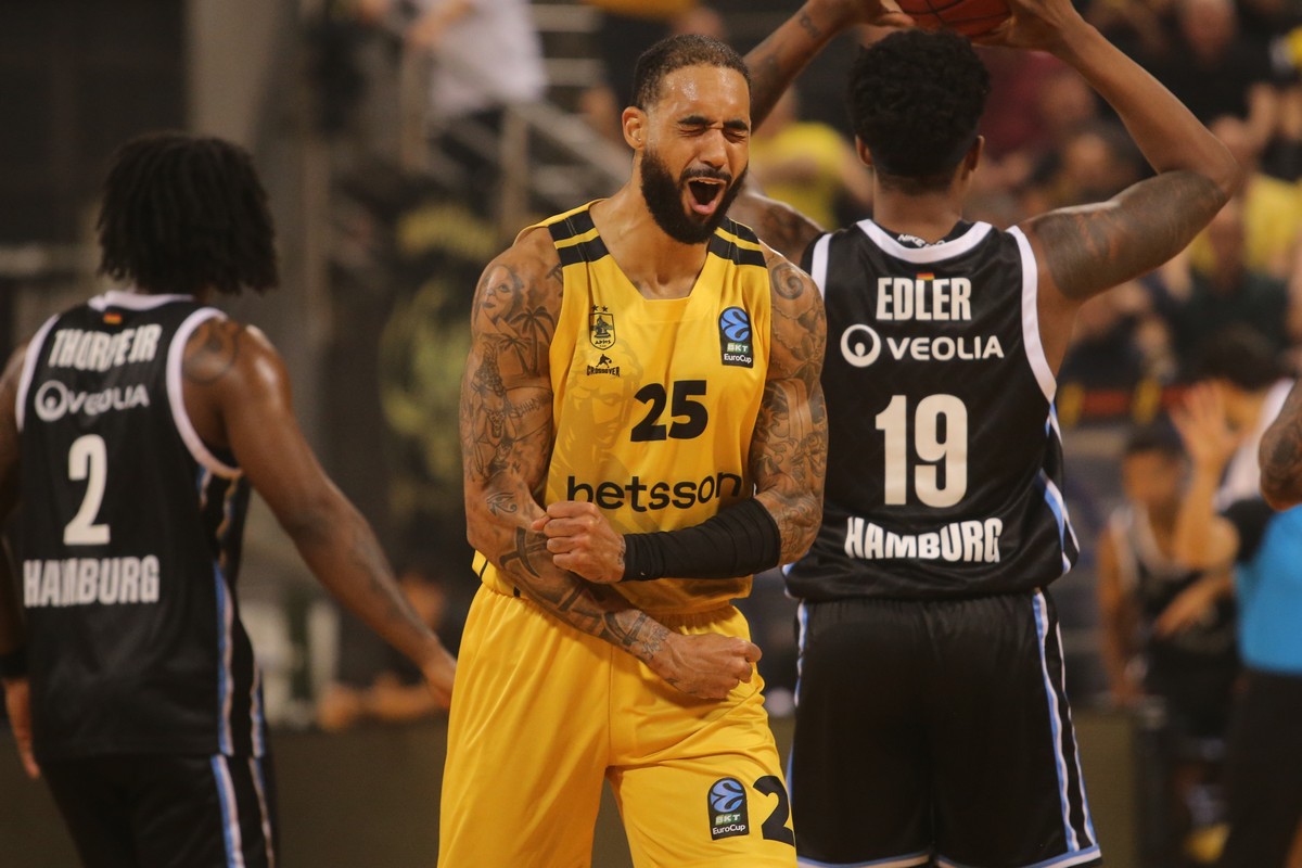 Ο εξαιρετικός Άρης διέλυσε τους Τάουερς Αμβούργου