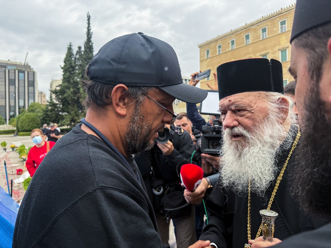 Στο πλευρό του Πάνου Ρούτσι ο Αρχιεπίσκοπος Ιερώνυμος (VIDEO)