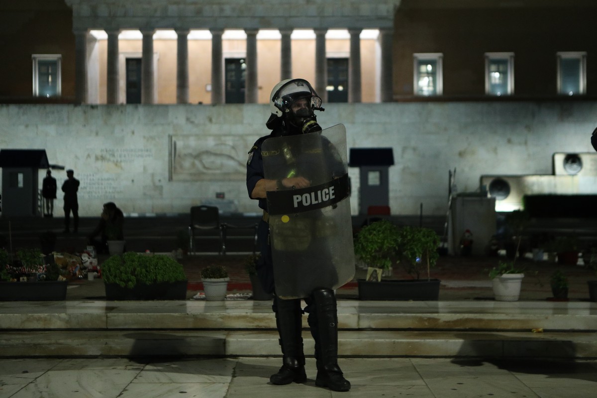 Άγνωστος Στρατιώτης: Η πρώτη εφαρμογή της τροπολογίας με τα ΜΑΤ έγινε χθες (ΦΩΤΟ)