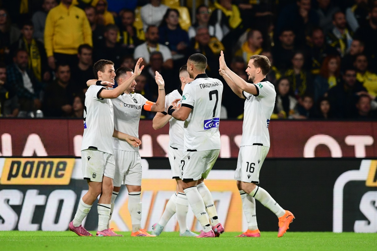 «Άνετος» ΠΑΟΚ στη Φιλαδέλφεια πήρε το «διπλό» και σκαρφάλωσε στην κορυφή (ΦΩΤΟ)