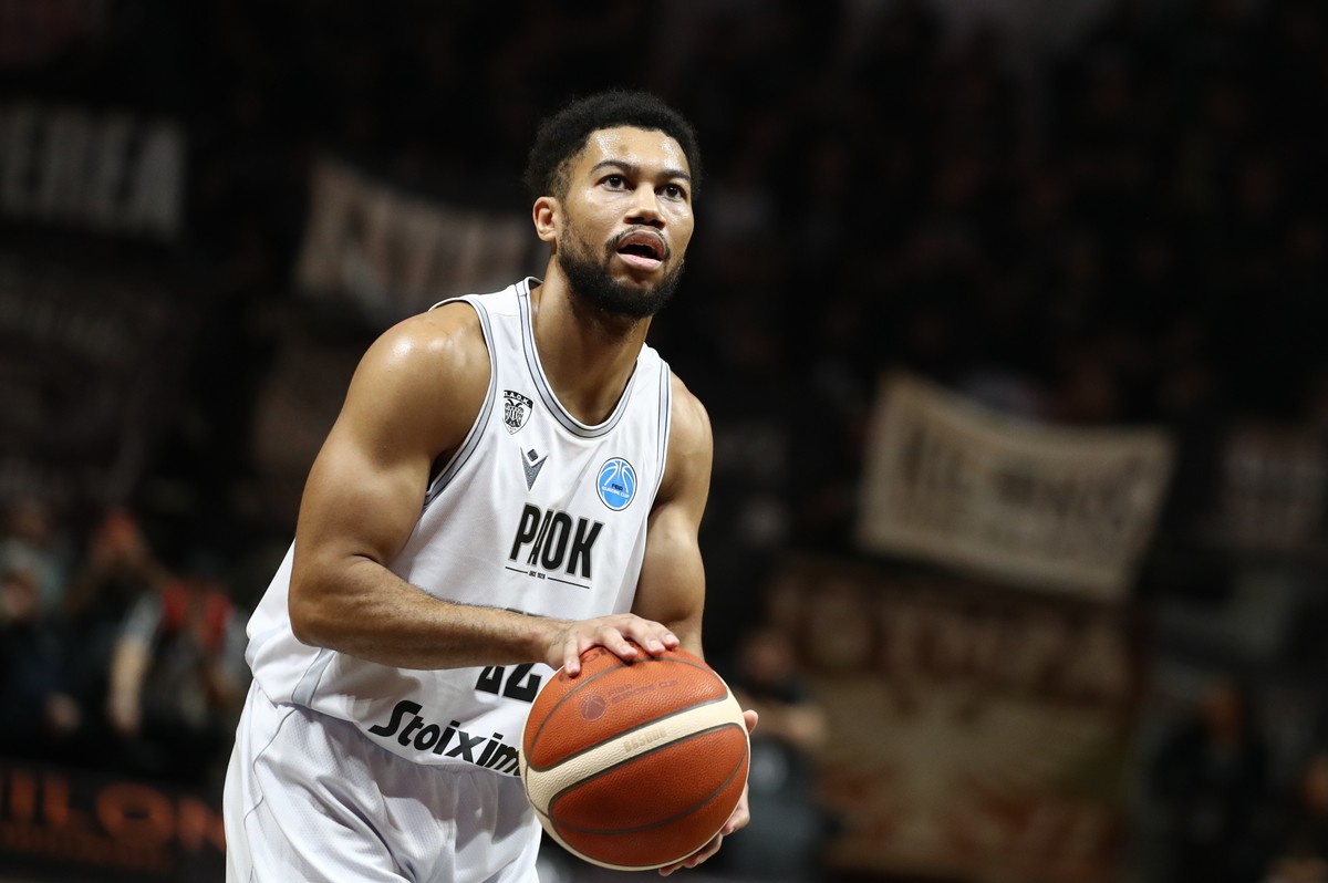 Νίκη «δια πυρός και σιδήρου» για τον μέτριο ΠΑΟΚ στο Κόσοβο