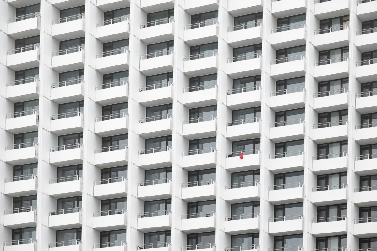 Ανοικοδόμηση της Ελλάδας – Πρόοδος η αλλοίωση ;