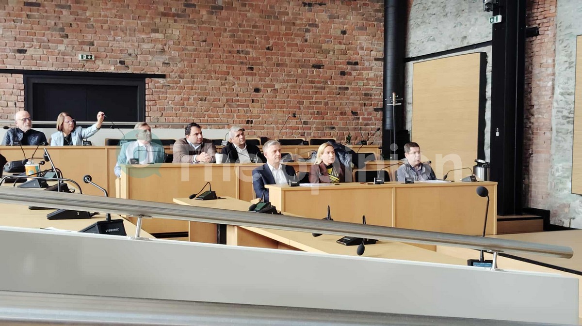 “Πράσινο φως” από τη Μητροπολιτική Θεσσαλονίκης για το ξύλινο deck στην Παραλία – Αγώνας δρόμου για το ΕΣΠΑ