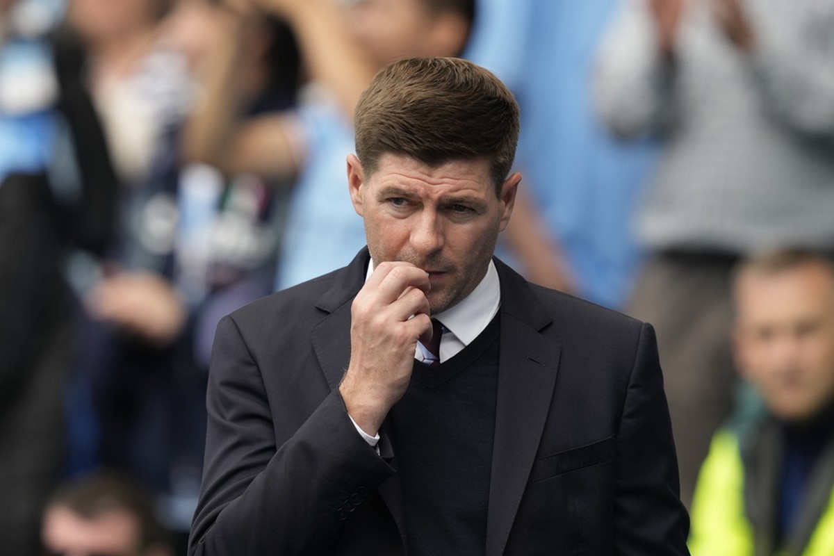 Κοντά στην επιστροφή σε «παλιά γνώριμη» ο Στίβεν Τζέραρντ