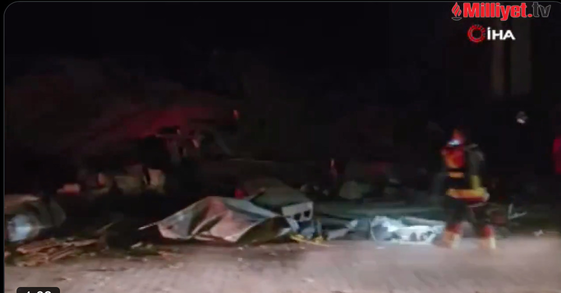 Σεισμός 6,1 Ρίχτερ στην Τουρκία – Καταρρεύσεις κτιρίων στο Σιντίργκι (VIDEO)