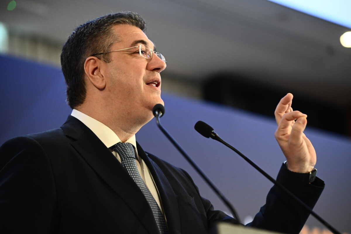 Απ. Τζιτζικώστας: Δέκα δισ. ευρώ την τελευταία δεκαετία από την ΕΕ στην έρευνα για τις μεταφορές