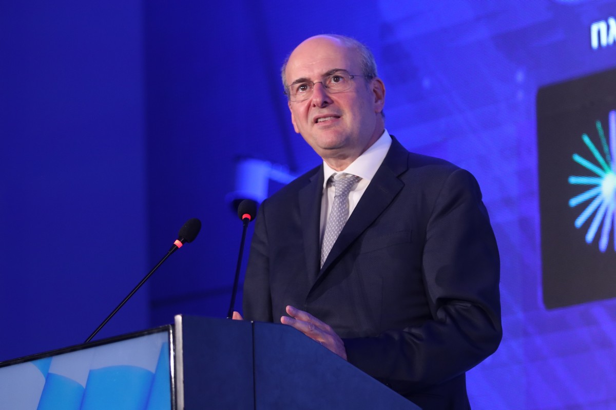 Χατζηδάκης: Η Ελλάδα δεν χάνει χρήματα και οι ειλικρινείς αγρότες θα πάρουν περισσότερες επιδοτήσεις (VIDEO)