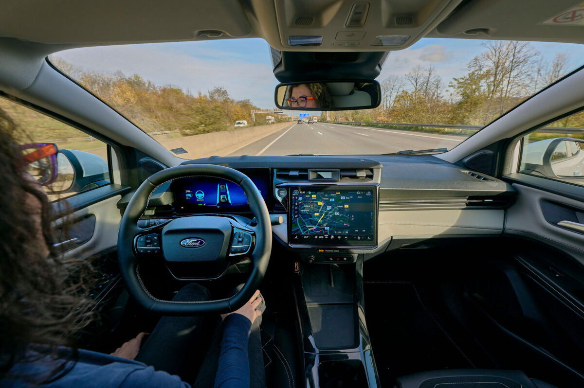 Οδηγείστε ακόμα πιο μακριά με το Ford Blue Cruise hands-free (VIDEO)