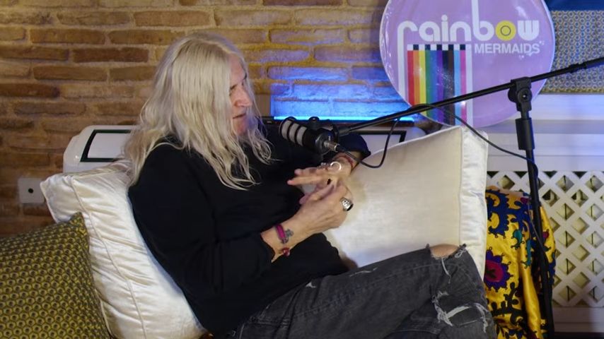 Νίκος Καρβέλας: «Όταν δεν είχα μια, δεν μιλούσα με την Άννα Βίσση» (VIDEO)