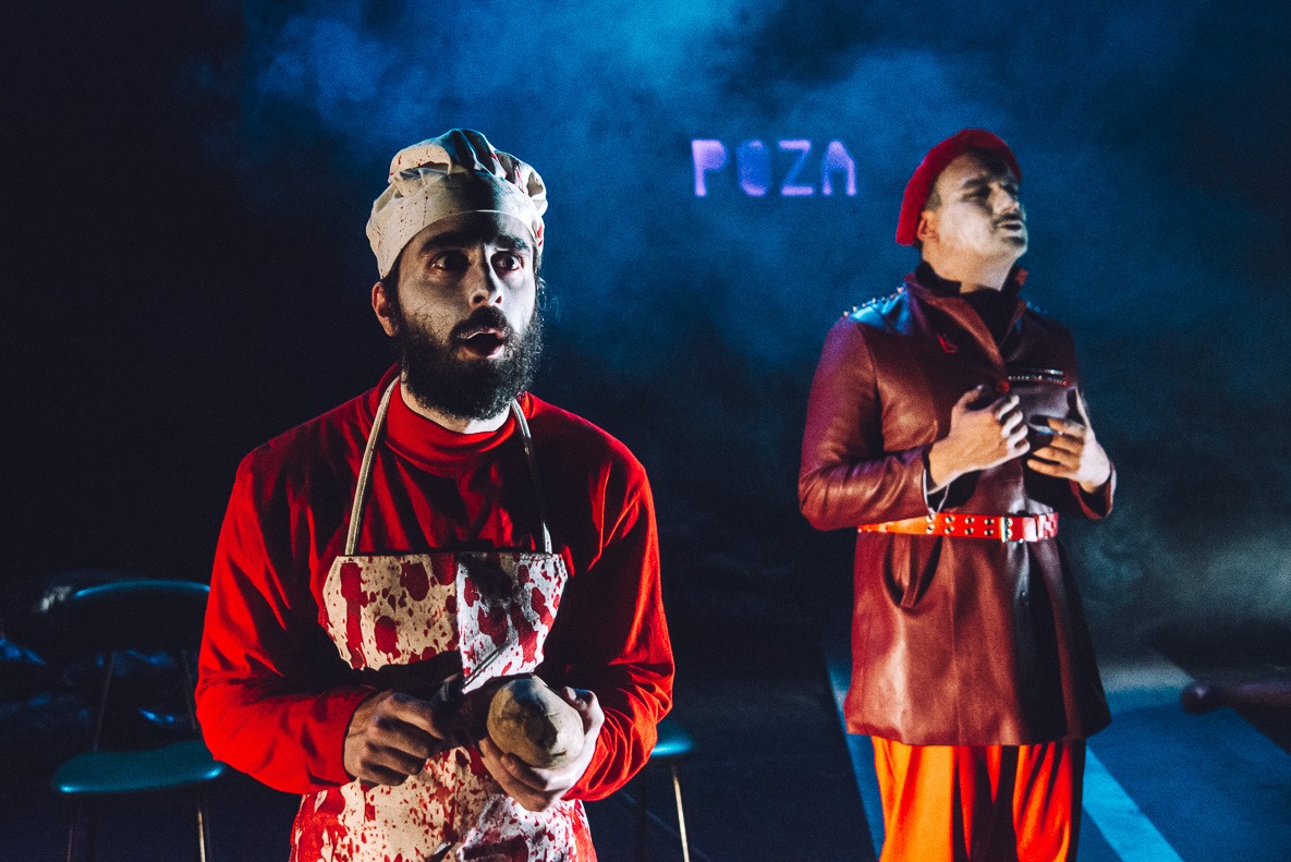 «Ρόζα»: Η χριστουγεννιάτικη μαύρη κωμωδία της ομάδας δίpus άpterus, για μόνο 6 παραστάσεις