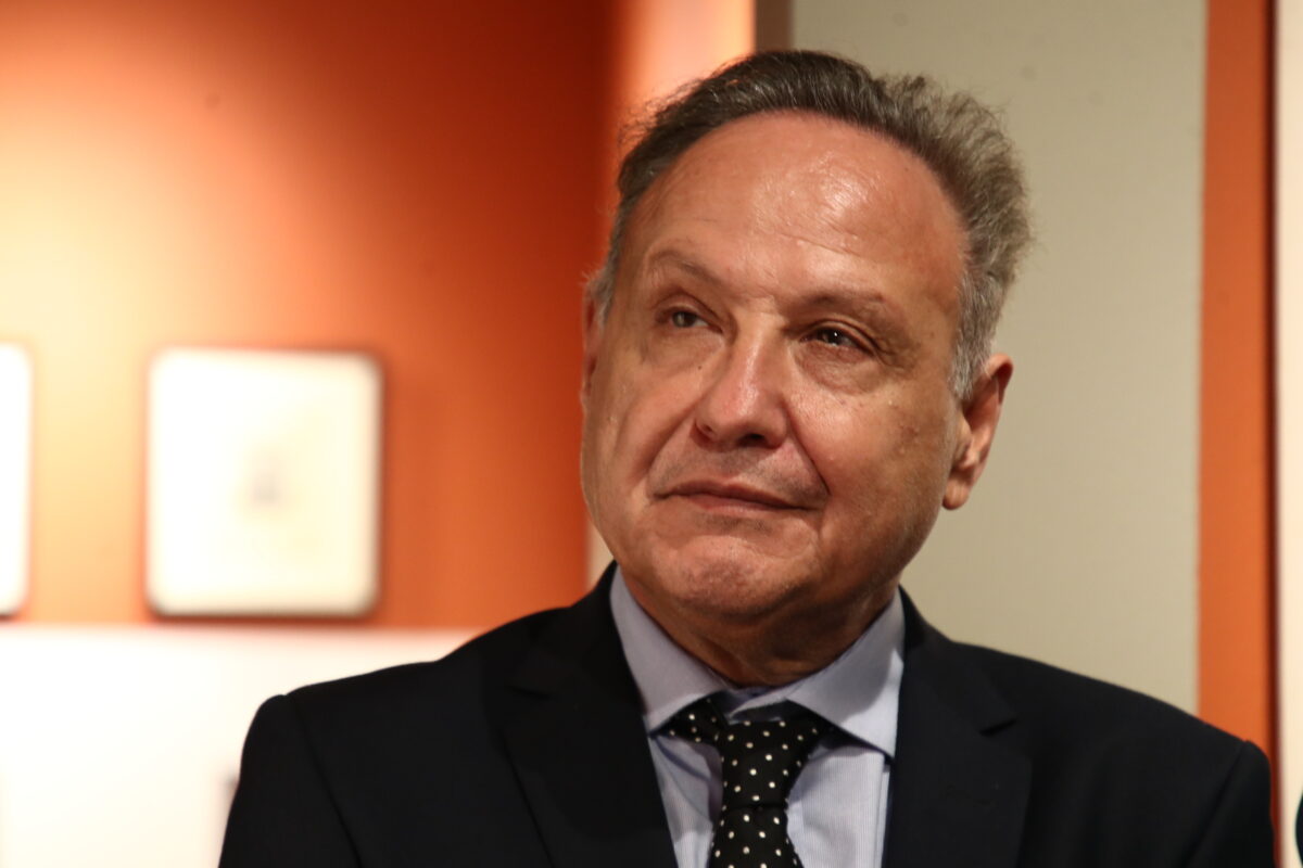 Στον… τάκο ο Αγγελούδης για την θεσμική του απρέπεια!