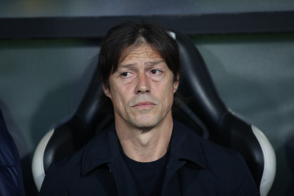 Αλμέιδα: Αβέβαιο το μέλλον του στη Σεβίλλη