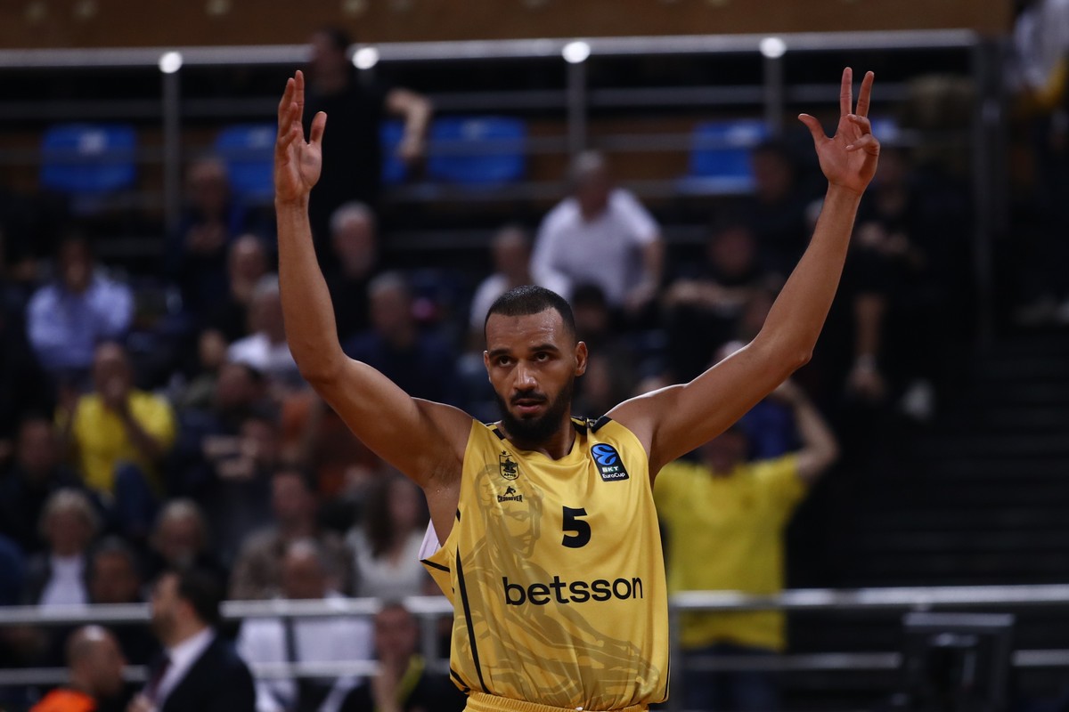 Ο Άρης με ηγέτη τον Νουά πέρασε από την Λιθουανία