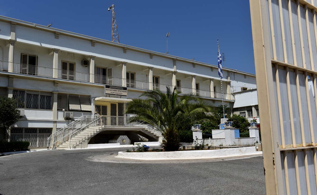 Διεκόπη για τις 10 Δεκεμβρίου η δίκη για τη δολοφονία Λυγγερίδη – «Θα φύγουμε από τη ζωή με τον πόνο του», λέει η μητέρα του