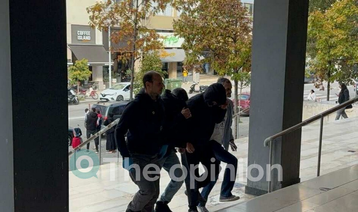 Ένταση πριν τη δίκη Άλκη: Στο αυτόφωρο οι δύο συλληφθέντες