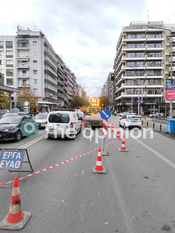 Κυκλοφοριακό κομφούζιο στο κέντρο της Θεσσαλονίκης λόγω έργων της ΕΥΑΘ (ΦΩΤΟ-VIDEO)