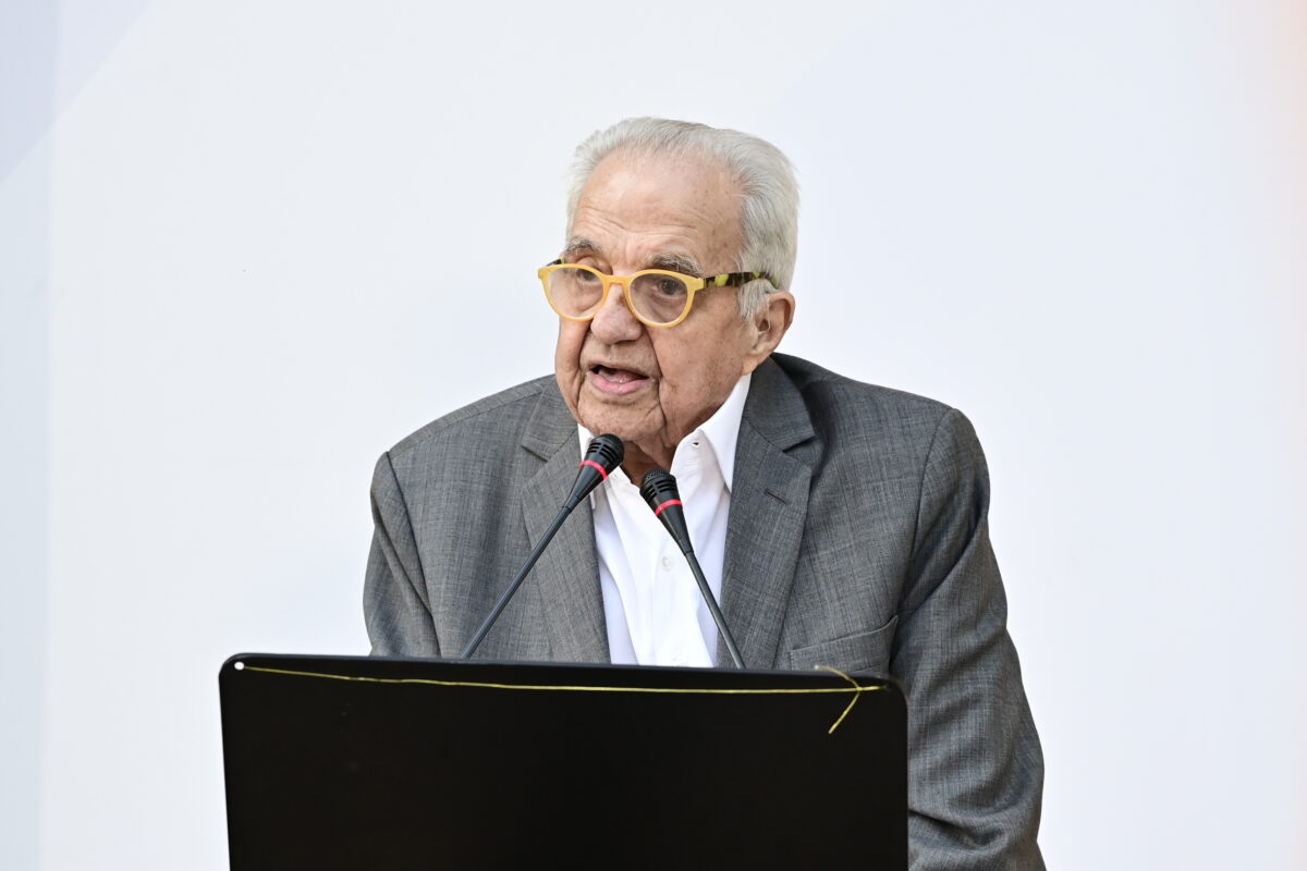 Πέθανε ο πρώην υπουργός του ΣΥΡΙΖΑ Αλέκος Φλαμπουράρης