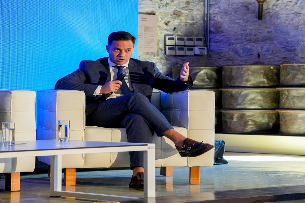 Γιάννης Χατζής, πρόεδρος της Πανελλήνιας Ομοσπονδίας Ξενοδόχων: «Τα νησιά μας δεν είναι Disneyland»