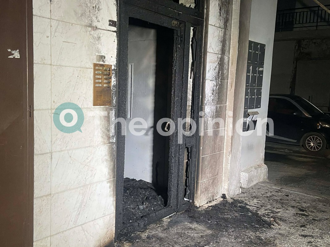 Γκαζάκια σε πολυκατοικία στην Καλαμαριά – Φέρεται να διαμένει απόστρατος αστυνομικός (ΦΩΤΟ-VIDEO)