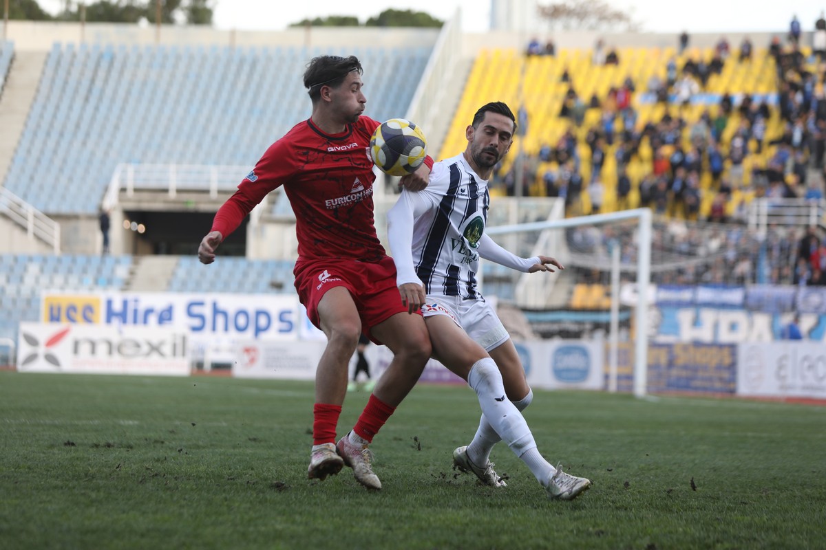 Ατυχία και… δοκάρια στέρησαν το τρίποντο από τον Ηρακλή (ΦΩΤΟ)