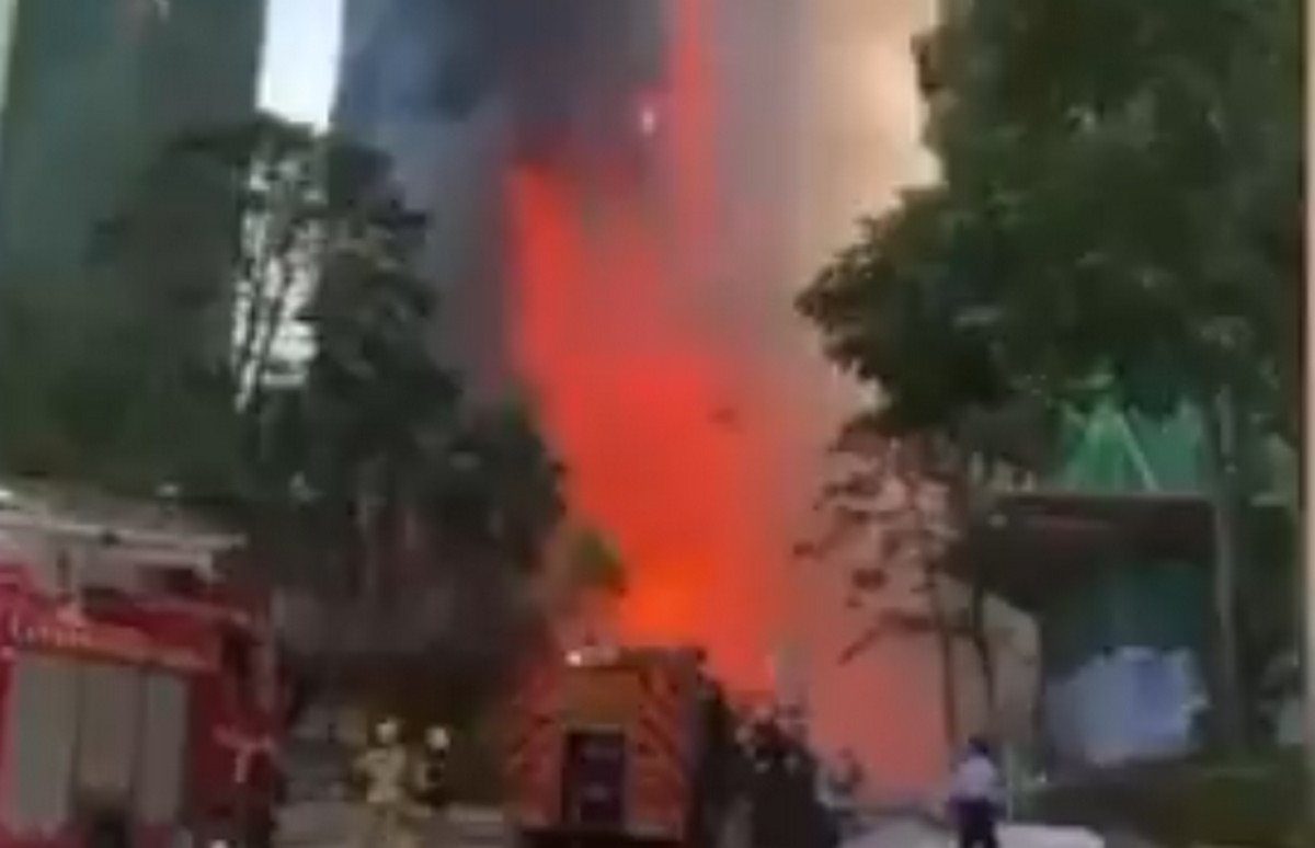 Χονγκ Κονγκ: 146 νεκροί από πυρκαγιά σε ουρανοξύστες – Αγνοούνται περίπου 100 άτομα