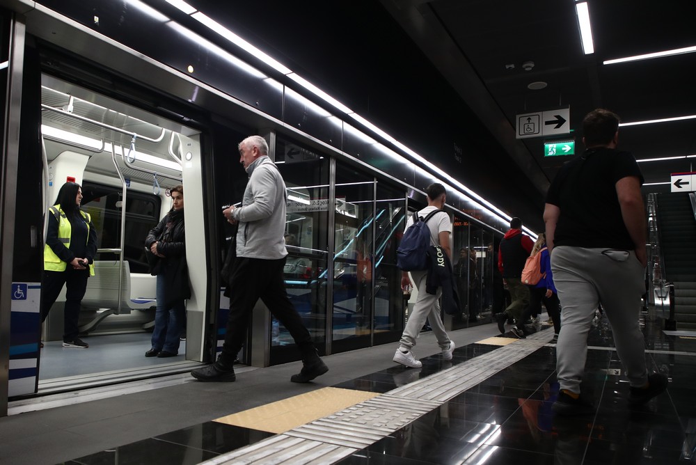 Πάνω από 1 εκατ. ευρώ τα έσοδα του μετρό Θεσσαλονίκης από το εισιτήριο μιας διαδρομής