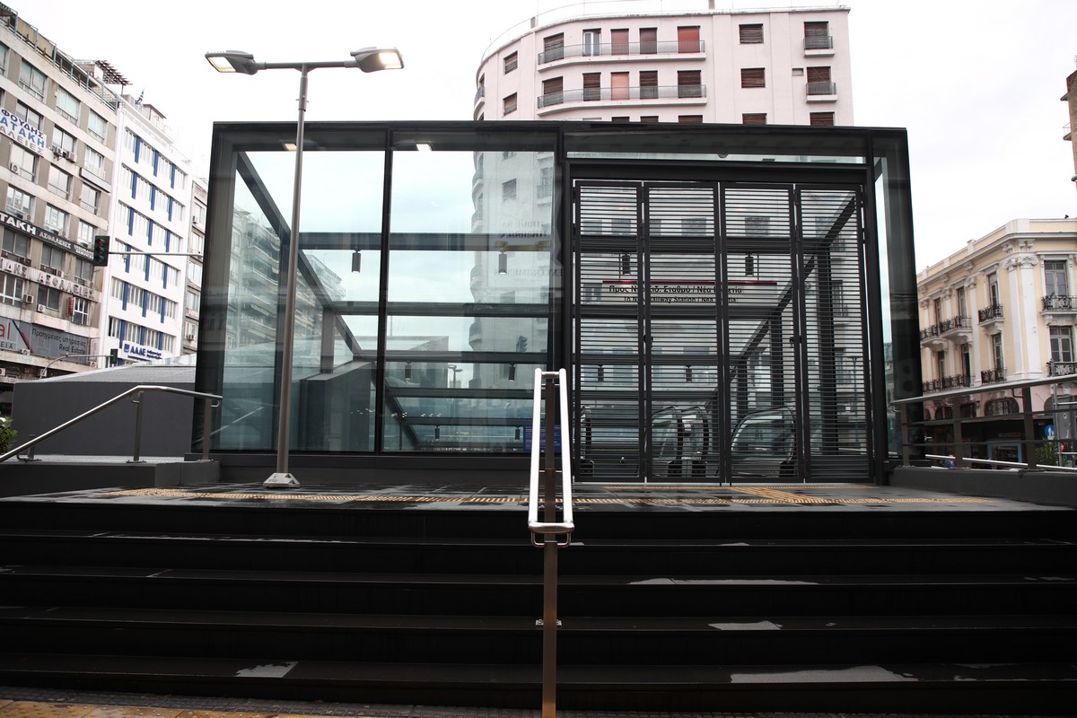 Πώς το Μετρό Θεσσαλονίκης έχει αλλάξει την κυκλοφορία αυτοκινήτων, ταξί και ηλεκτρικών πατινιών στην πόλη