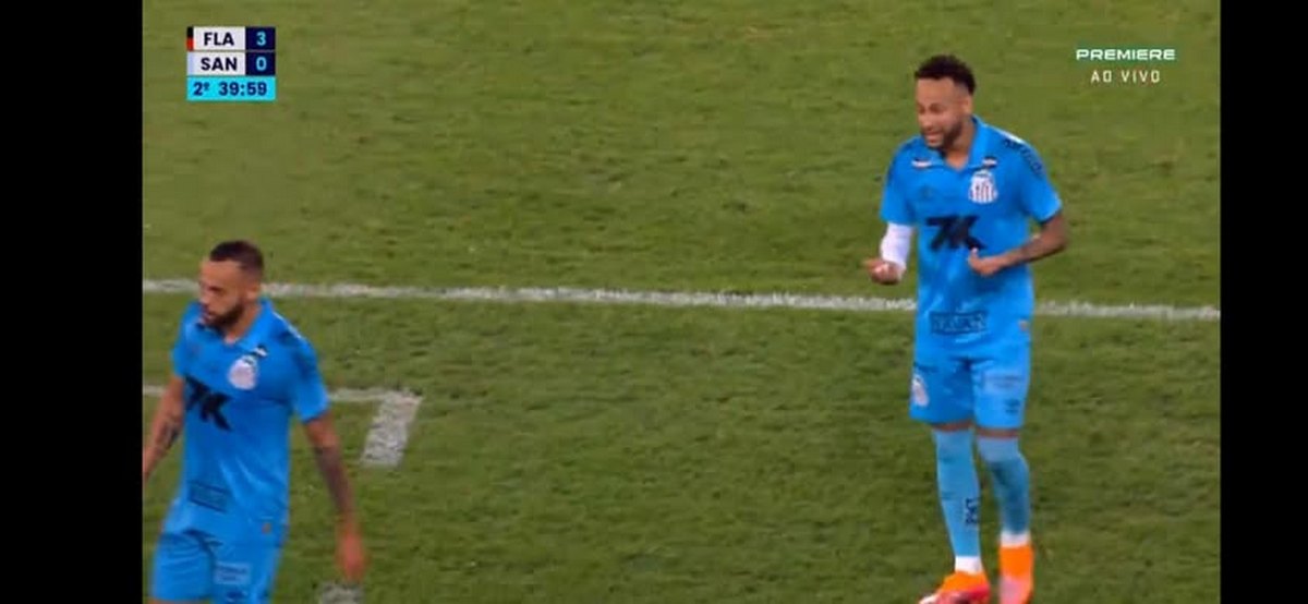 Ο Νεϊμάρ αντέδρασε έντονα μετά την αλλαγή του – Η εξέδρα τον… αποδοκίμασε (VIDEO)