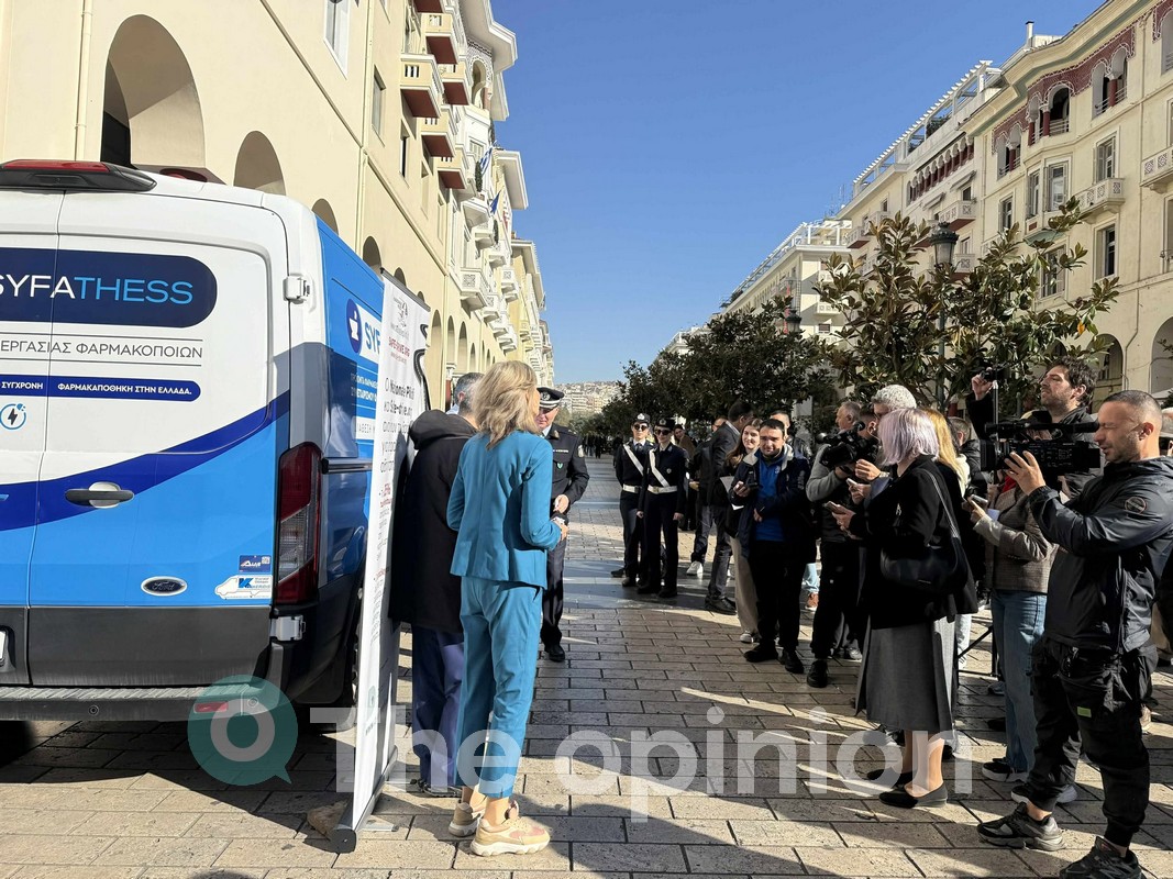 «Φρένο» στην οδήγηση μετά το ποτό – ΦΣΘ και Τροχαία μοιράζουν δωρεάν τεστ ανίχνευσης αλκοόλ (ΦΩΤΟ-VIDEO)