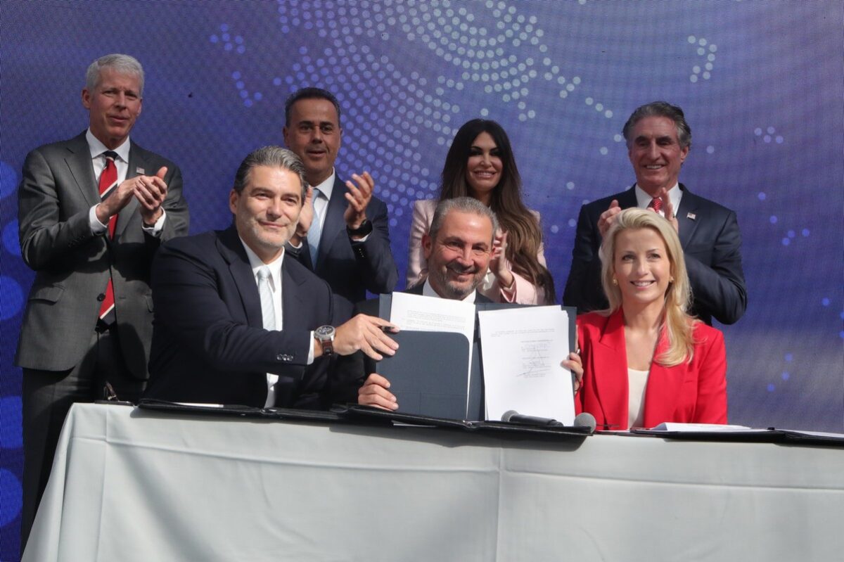 ΔΕΠΑ-AKTOR: Υπεγράφη η ιστορική συμφωνία για το αμερικανικό LNG