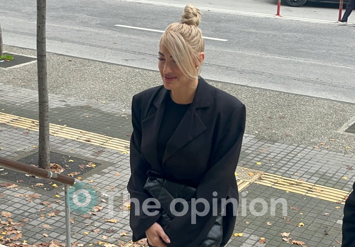 Τούνη: Το μήνυμα μετά τη νέα διακοπή της δίκης για το revenge porn – «Δεν παλεύω μόνο για μένα πια»