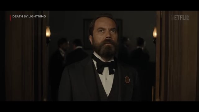 «Death by Lightning»: Πώς οι δημιουργοί του «Game of Thrones» μετατρέπουν μια ιστορική στιγμή σε μια επίκαιρη πολιτική αφήγηση (VIDEO)