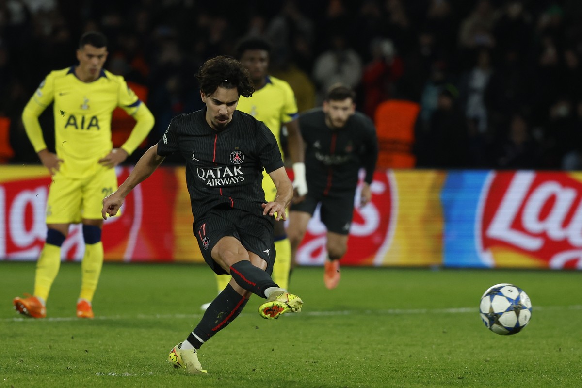 Το μυστικό του Βιτίνια πίσω από το πρώτο του χατ-τρικ