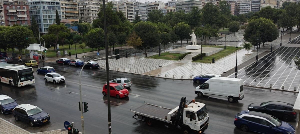 Τοπικές βροχές και μεμονωμένες καταιγίδες σήμερα (20/11) στη Θεσσαλονίκη