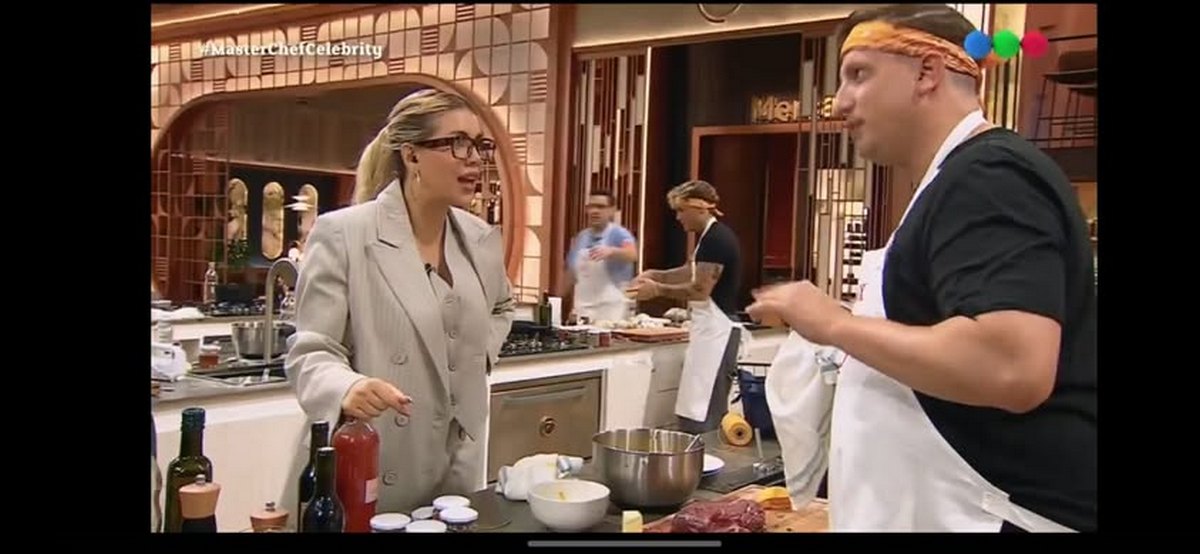 Ο Μάξι Λόπες ξαναφέρνει τις φήμες για Γουάντα Νάρα και Χακίμι στο MasterChef (VIDEO)