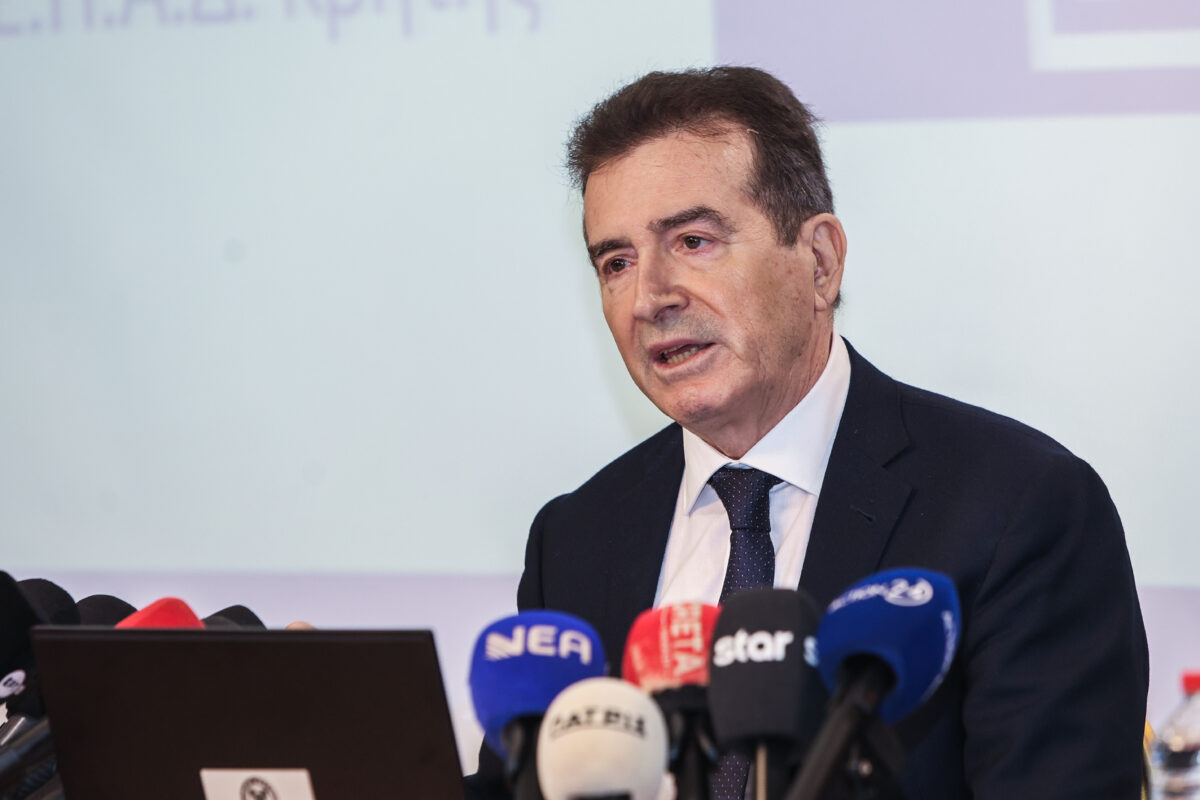 Στον… τάκο ο Χρυσοχοΐδης και όλοι οι πολιτικοί που μας δουλεύουν!