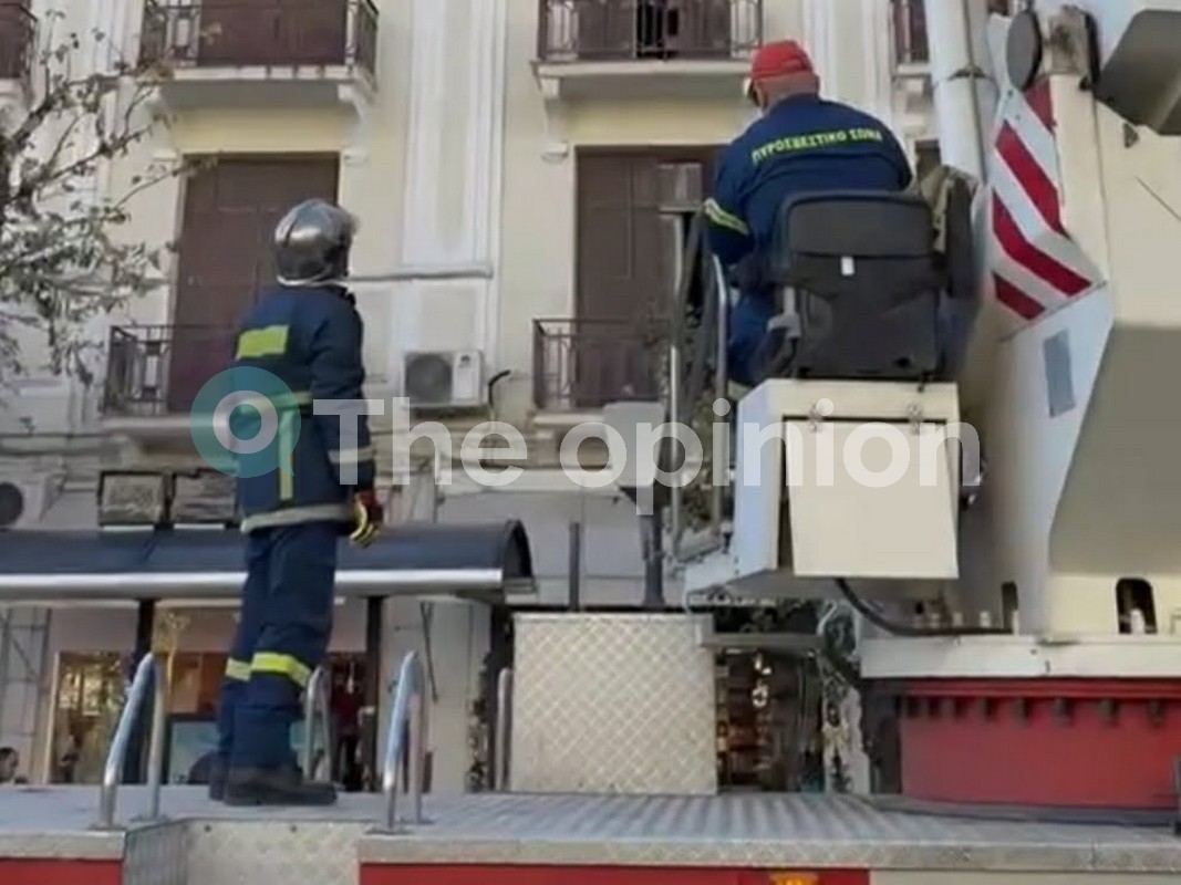 Σοκ στη Θεσσαλονίκη: Άνδρας βρέθηκε αιμόφυρτος σε ταράτσα – Επιχείρηση της Πυροσβεστικής (VIDEO)