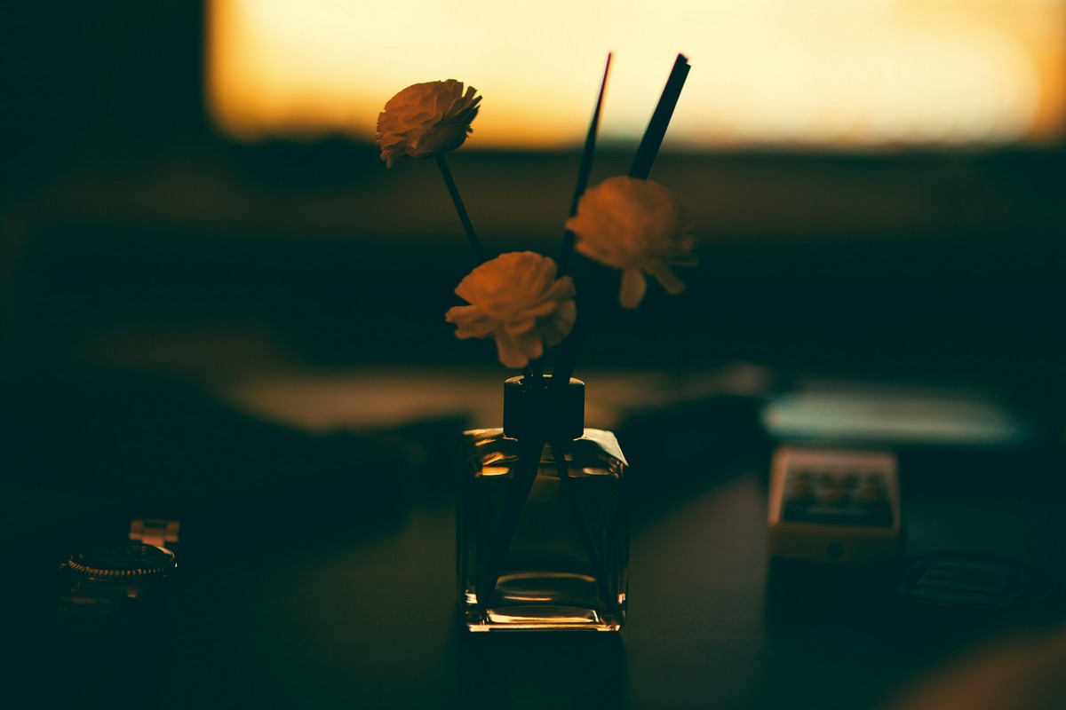 Πώς να χαρίσετε στο μπάνιο φρεσκάδα και καθαριότητα με ένα απλό σπιτικό άρωμα