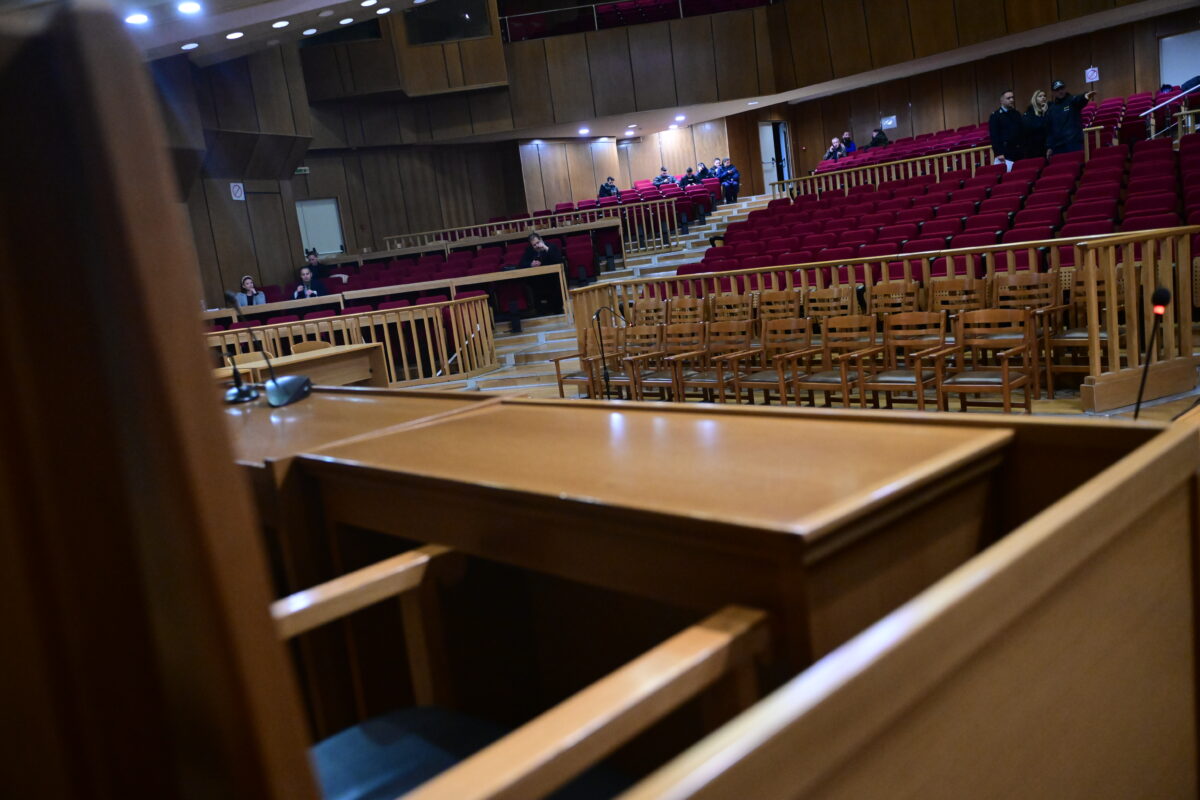 «Κόλαφος» η εισαγγελέας για την Χρυσή Αυγή: «Εγκληματική οργάνωση με ναζιστική ιδεολογία»